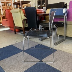 A2511-355　Niels Jorgen Haugesen 1977年 X-ライン チェア⑦ hommage版 北欧風 スチールフレーム メッシュ素材 ブラック サビ、キズ汚れ有りの画像