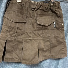 COMME CA ISM プリーツ スカート ダークブラウン 110コムサ イズム の画像