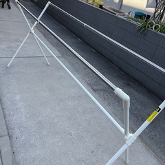 伸縮布団干しの画像