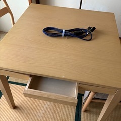 テーブルコタツ椅子二個付きあげますの画像