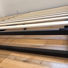 セミダブルベッドフレーム 木製スラットの画像