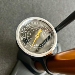 自転車用空気入れの画像