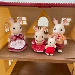 シルバニアファミリー　赤い屋根のお家　人形付きの画像