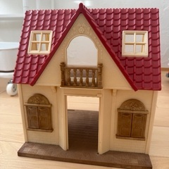 シルバニアファミリー　赤い屋根のお家　人形付きの画像