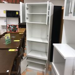 ＼家具＊家電のお店／【ｼﾞｬﾝｸﾞﾙｼﾞｬﾝｸﾞﾙ石川金沢店】ニトリ レンジ台 ハイタイプ ホワイト フォルムN RE1860 WH W(幅)60×D(奥行き)39.5×H(高さ)178cmの画像