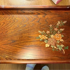 お盆（いくつでも）の画像