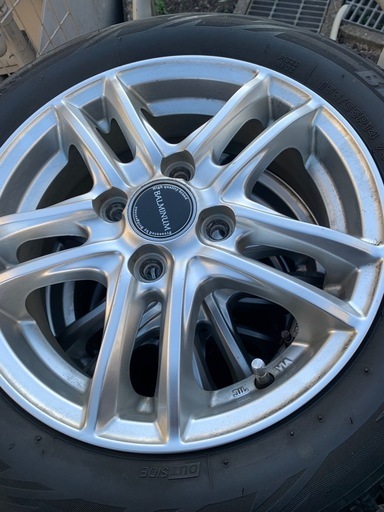 ブリヂストンタイヤアルミホイール付