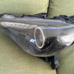 トヨタ 86 ヘッドライト – 左側（ZN6）の画像