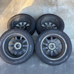 スタッドレスタイヤの画像