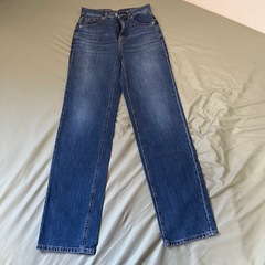 GU レディース デニム　4点 
まとめ売りの画像