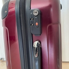 キャリーケース の画像