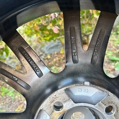 スタッドレスタイヤの画像