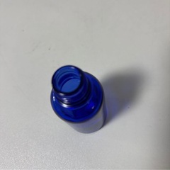 エムボトル キャップ無し 111個 瓶 高さ 7.5cm 小瓶 ガラス瓶 青 ブルー 大量 容器 薬品入れ 保存容器 mw0848の画像