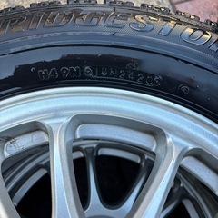 スタッドレスタイヤ　15インチ　ブリザックVRX ステップワゴン　ノア　セレナの画像