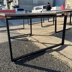 【早い者勝ち❗️】会議テーブル　机　オフィス家具　事務用品　テーブル【同じの2台あ】【240.5×120×72】の画像