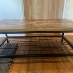 韓国風テーブルの画像