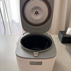 マイコン炊飯ジャーの画像