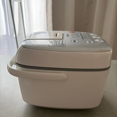 マイコン炊飯ジャーの画像