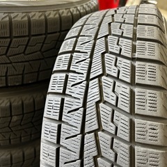 2021年製 185/60R15 ヨコハマ　スタッドレス　アイスガード IG70   シエンタ  4本セット　税込みですの画像