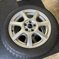 2021年製 185/60R15 ヨコハマ　スタッドレス　アイスガード IG70   シエンタ  4本セット　税込みですの画像
