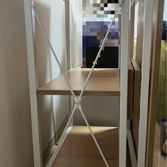 コンパクトに畳める折りたたみデスク／作業用　の画像