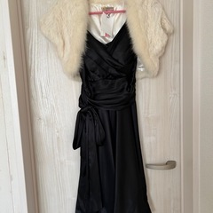 ドレス、ボレロ2点の３点セットの画像