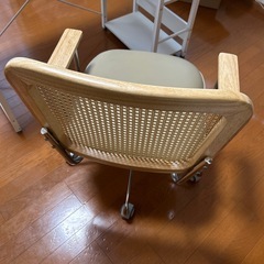 lowya ラタン調　チェア　の画像