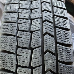 4本セット　スタッドレスタイヤ　アルミホイール付　15インチ
の画像