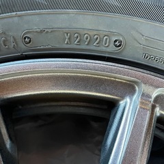 4本セット　スタッドレスタイヤ　アルミホイール付　15インチ
の画像