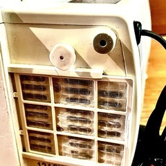 小型ファンヒーター　600Wの画像