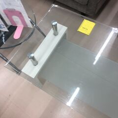 【ジャングルジャングル和歌山店】【Wa3332】ガラスﾛｰﾃｰﾌﾞﾙ　リユースショップ リサイクルショップ 中古家具 中古家電 中古自転車 古着 冷蔵庫の画像