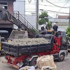 【免許を活かそう！】中型・大型ドライバー募集！産業廃棄物収集運搬業！の画像