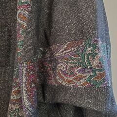 婦人　黒地フリーサイズ 　ジャケット②の画像