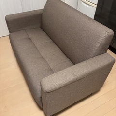 2人掛けソファ・目立つ汚れ無しの画像