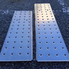 EN131 マルチラダー 伸縮はしご【野田愛宕店】【店頭取引限定】【未使用】管理番号：ITQX3V0J04E8の画像