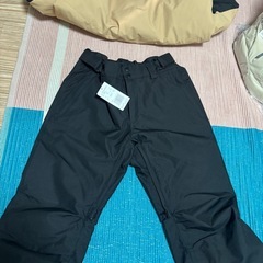 スノーボードウェア上下セット
の画像