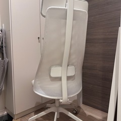 IKEAデスクチェア(イェルヴフェレット)の画像