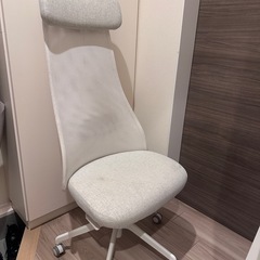 IKEAデスクチェア(イェルヴフェレット)の画像