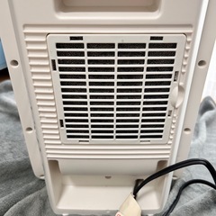 値下げしました！山善 YAMAZEN  セラミックヒーター  速暖 転倒オフスイッチ 美品  動作確認済みの画像