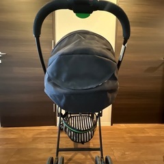 アップリカ　ベビーカー　フライルの画像