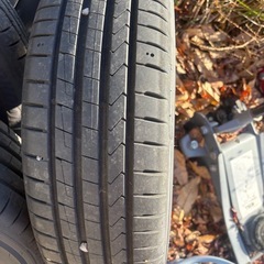 16inchノーマルタイヤほぼ新品
の画像