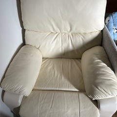 電動　本革　1人　リクライニング　ソファーの画像