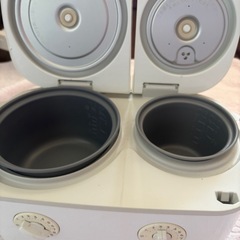 日立　ツインメニューホワイト炊飯器 内釜2つの画像