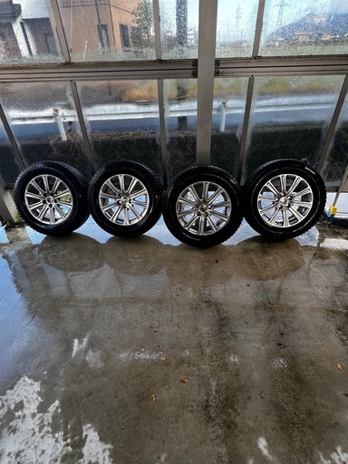 本日限定10,000円値下げ！【美品 】 レクサス純正アルミホイール付きスタッドレスタイヤ 225/65R17