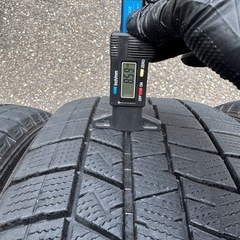 235/50R21 101Q タイヤ ブランド：DUNLOP WINTER MAXX03の画像