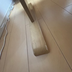 ダイニングテーブルの画像