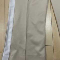 ZARA サイドライン　パンツの画像