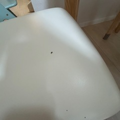 ダイニングテーブルセット（椅子4脚付き）の画像