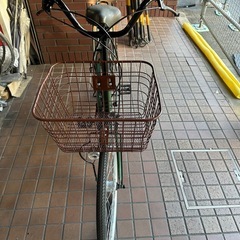 26インチ　外装6段変速　LEDオートライト付き　マットグリーンの画像