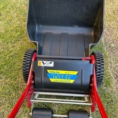 手動芝刈り機の画像